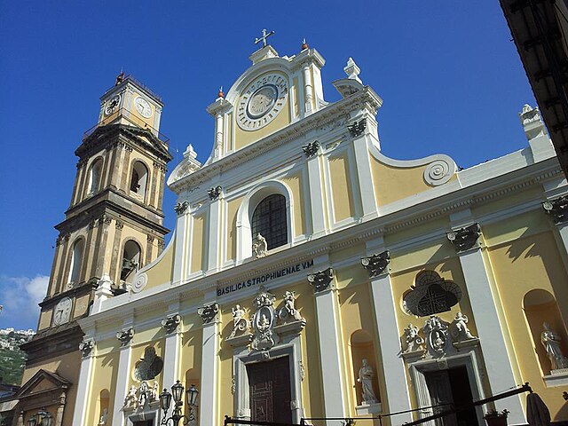 cote amalfitaine, minori, basilique sainte trofimena